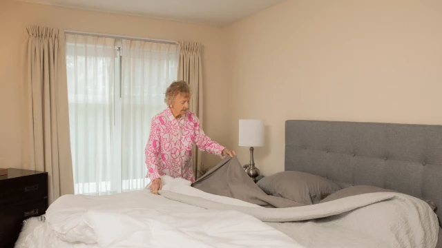 Top 10 Best Sleep Tips for Seniors that Actually Work to Improve Rest and Recovery